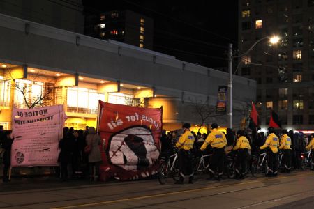 Solidarity demonstration at 52 Division photo: Kristyna Balaban