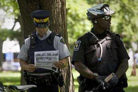 Even the police read the SPOKE, photo by by Active Stills 