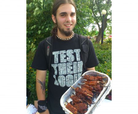 KOALA handing out free vegan ribs, baked goods, and vegan blt's