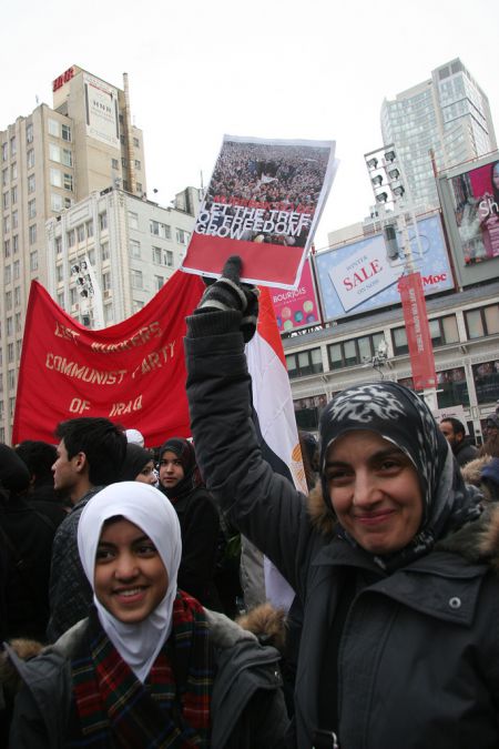 People chanted "let the tree of freedom grow" and other slogans, alternating between Arabic and English. (photo credit: Banafsheh Beizaei)